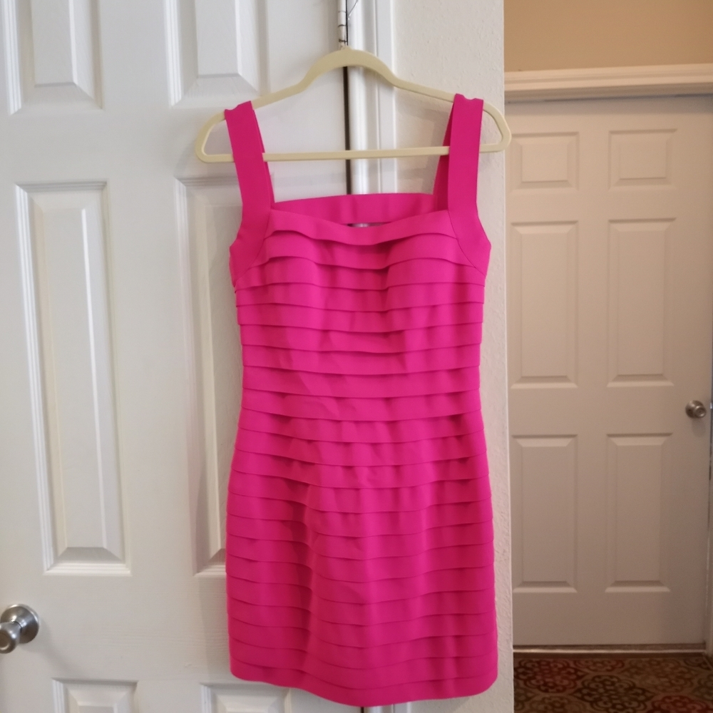 SHERRI Hill cocktail dress